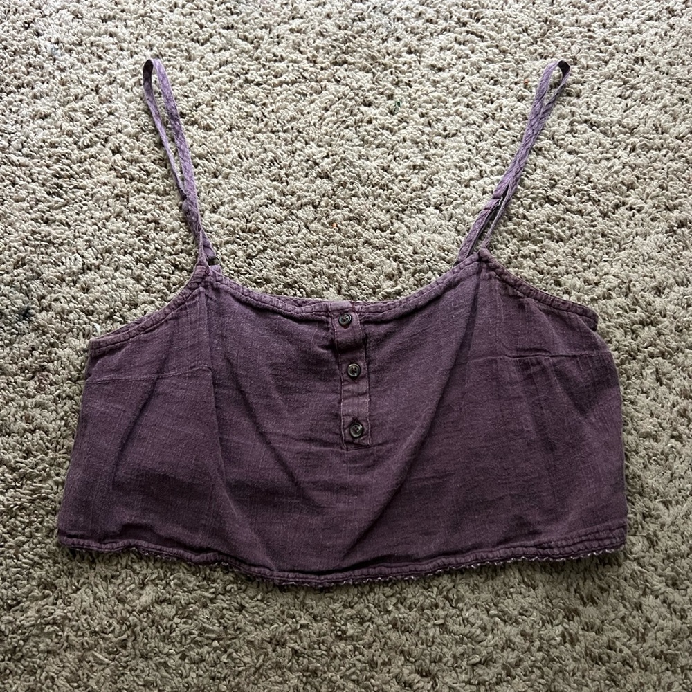 Out from under linen tank cropped